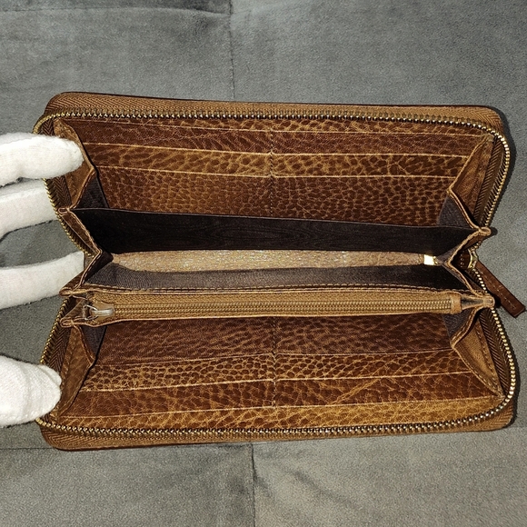 GUCCI GG SUKEY BROWN LEATHER CAVIAR MONOGRAM ZIP AROUND LONG WALLET 7½" x 4" - Picture 13 of 15